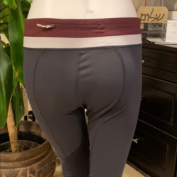Lululemon Athletics Women Sport Jogging Pants zipper in back  size 8 - Picture 9 of 15
